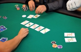 VMI purto pokerio žaidėjus